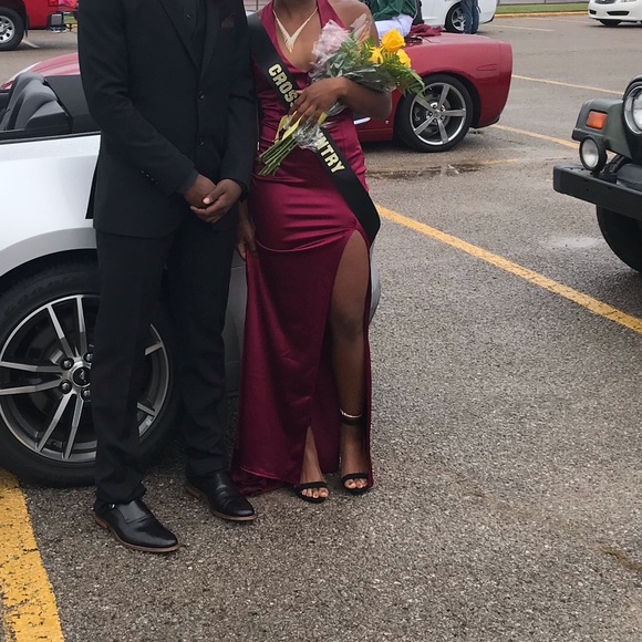 Homecoming/Prom/Formal dress - Picture 1 of 7